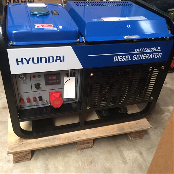 may-phat-dien-10kw-chay-dau-Hyundai-DHY-12500LE-2